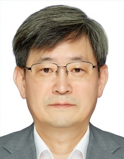 윤승준(자유교양) 교수